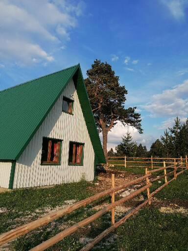 Zabljak_Vikendica Luaran gambar