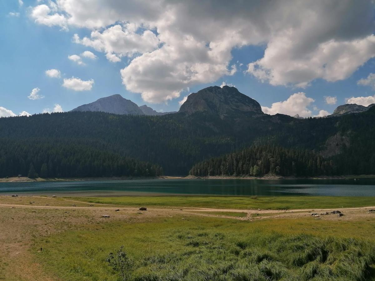 Zabljak_Vikendica Luaran gambar