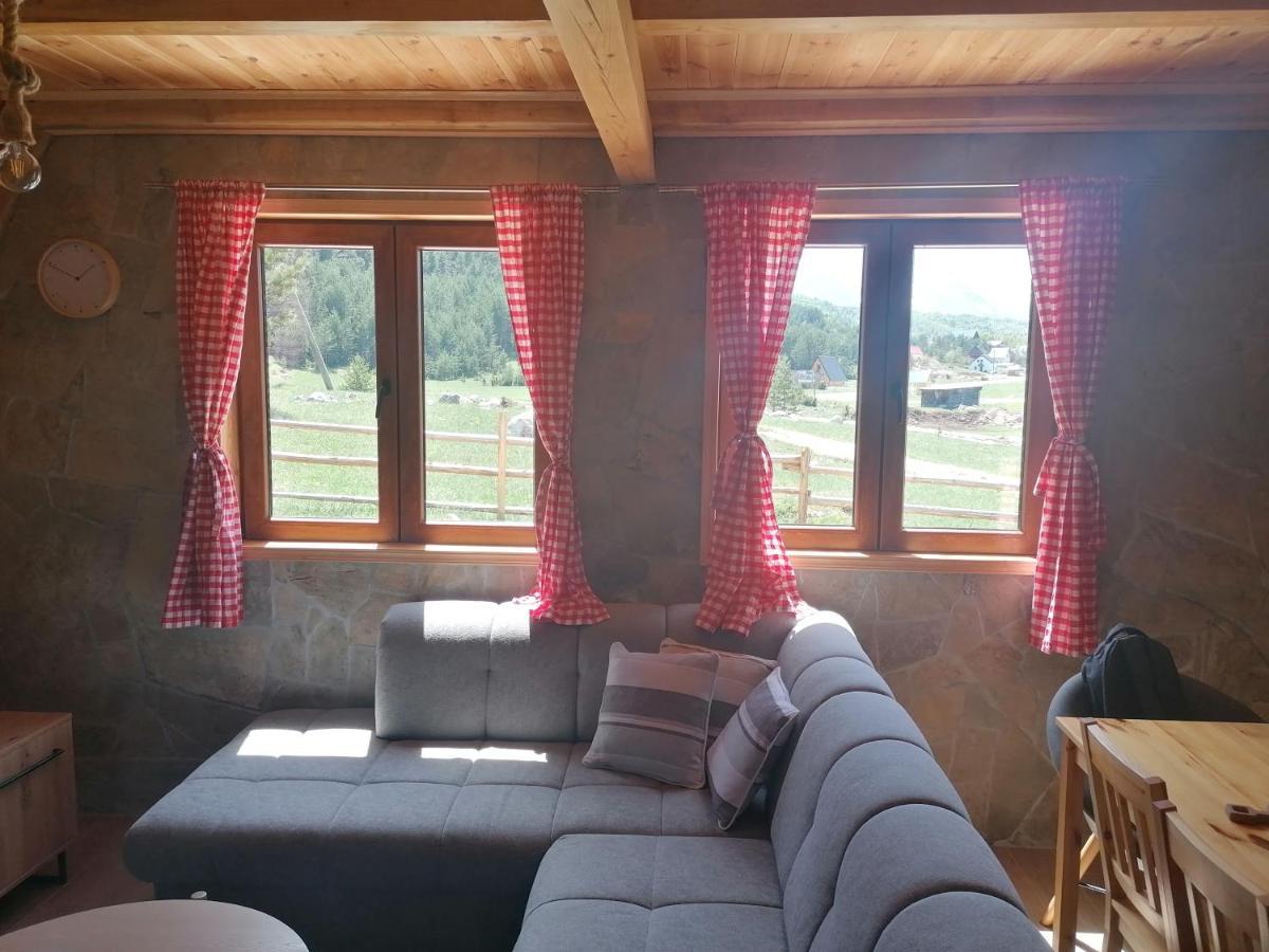 Zabljak_Vikendica Luaran gambar