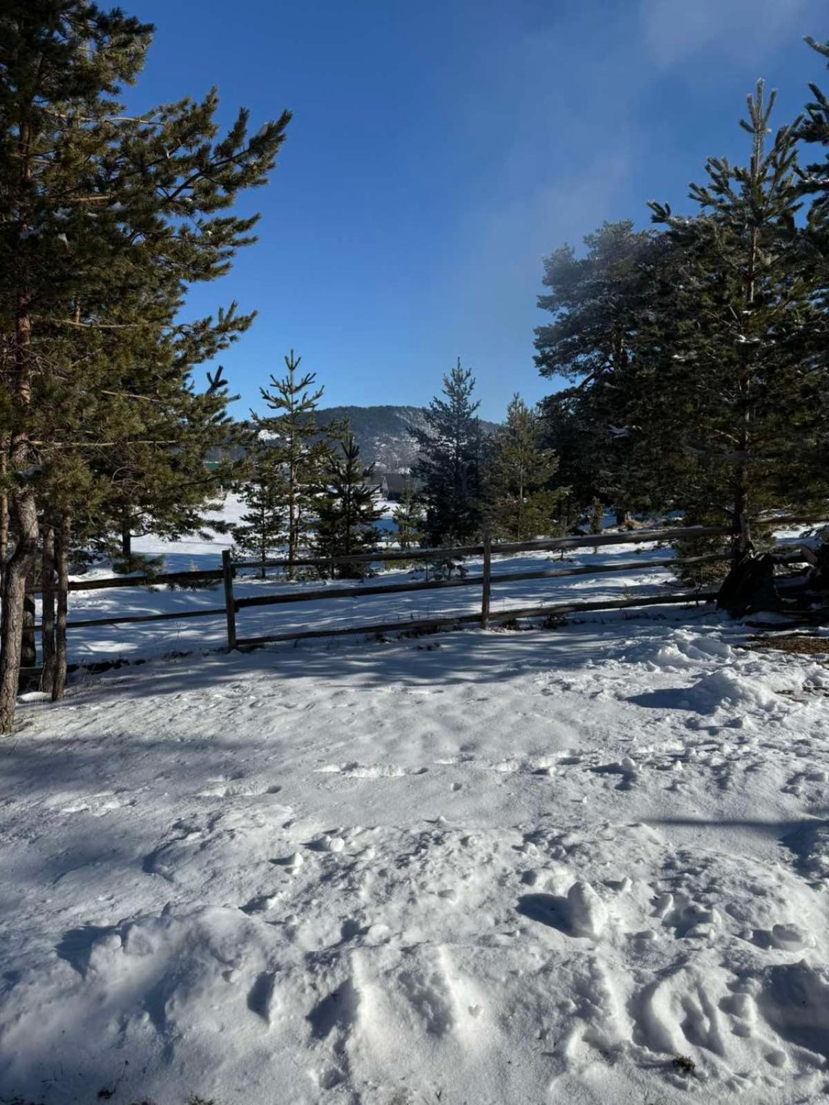 Zabljak_Vikendica Luaran gambar