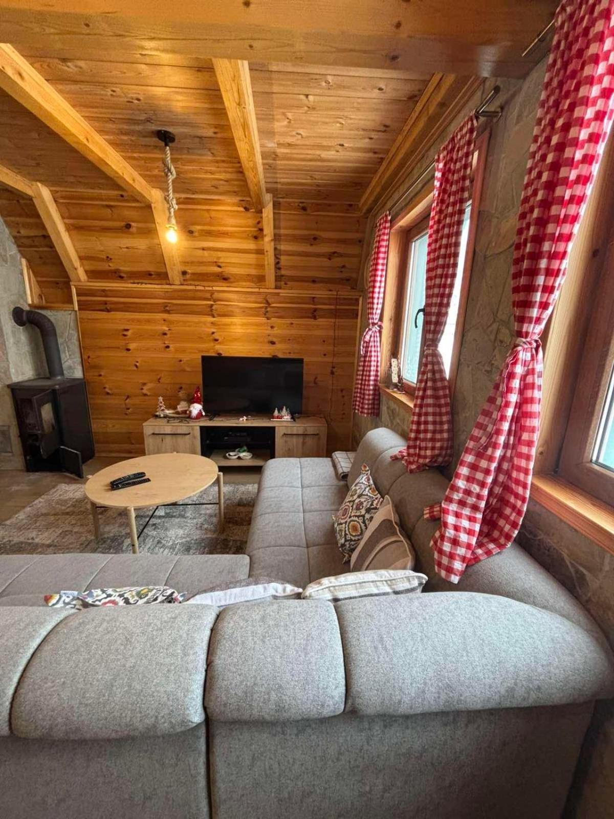 Zabljak_Vikendica Luaran gambar